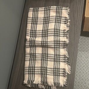 Old Navy Black and light pink Checkered Scarf
